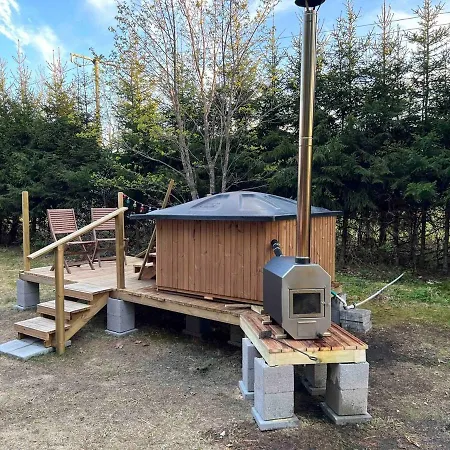 An Idyllic Little Summer In The Middle Of The Nature With Hot Tub *