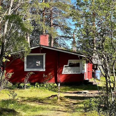 An Idyllic Little Summer In The Middle Of The Nature With Hot Tub *